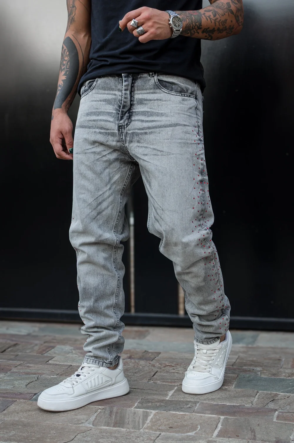 GREY STRASS