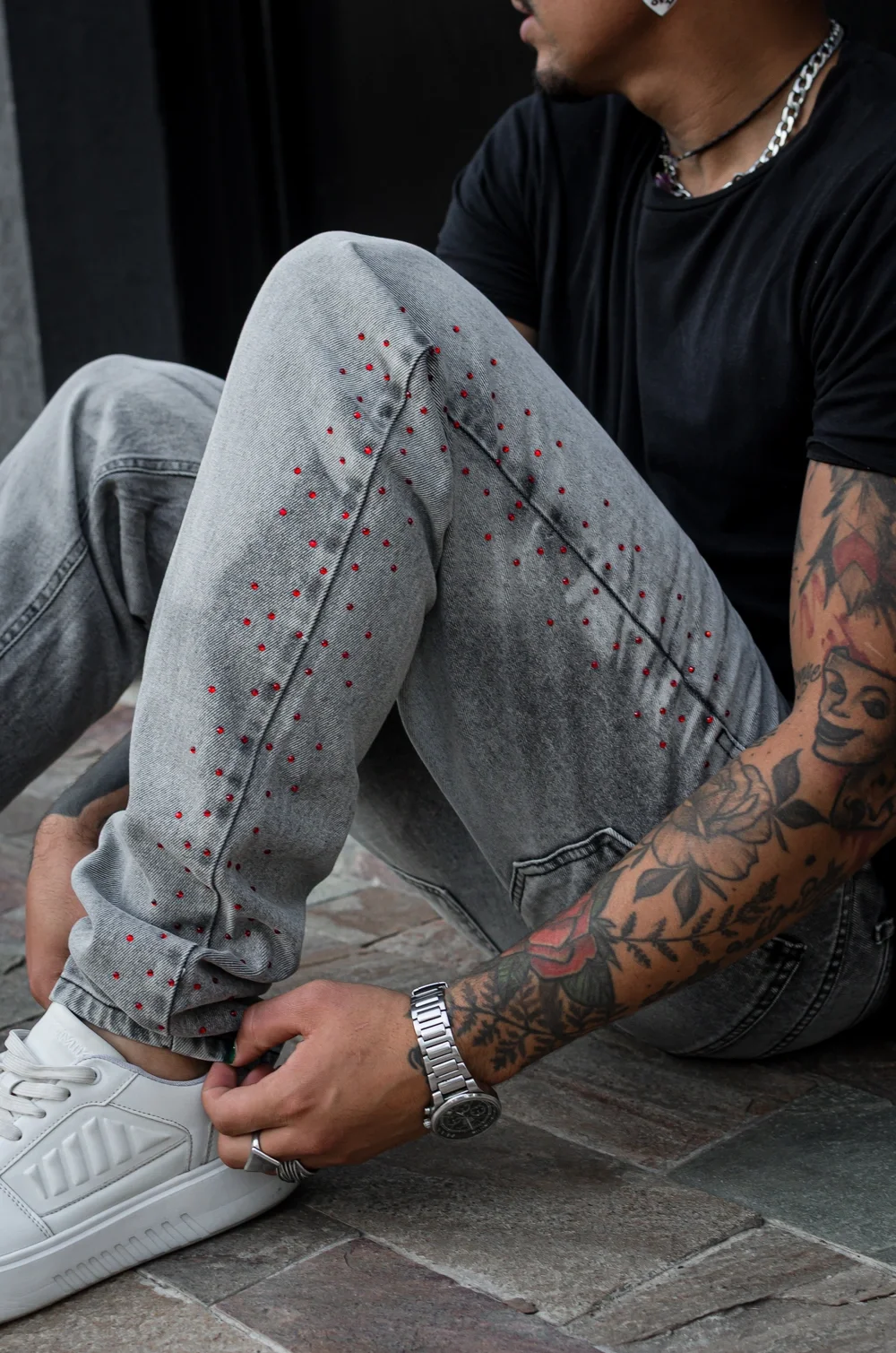 GREY STRASS