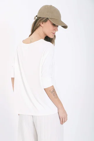 REMERA VOLK - Vista 5