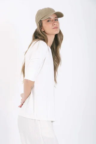 REMERA VOLK - Vista 2