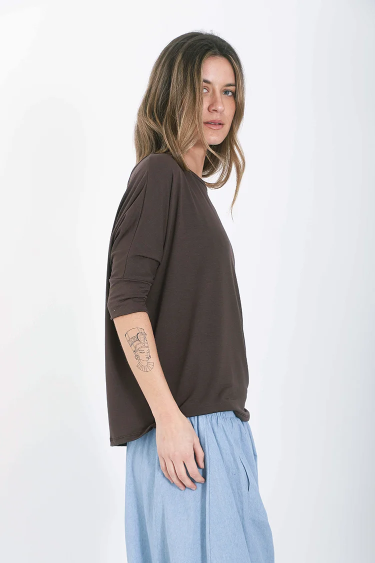 REMERA VOLK