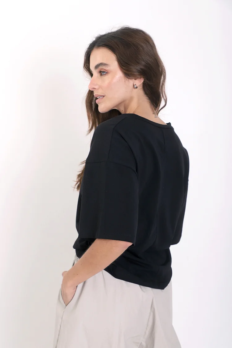 REMERA-MALEICA