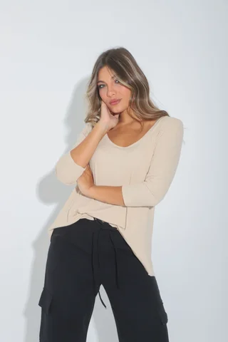 REMERA BYBLOS - Vista 2