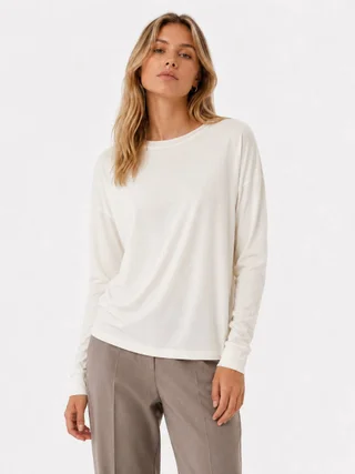 REMERA BURNET - Vista 1
