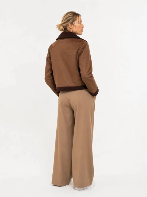 CAMPERA-TRELLES