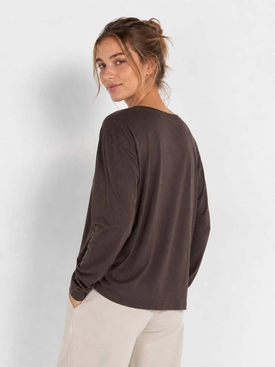 REMERA BURNET