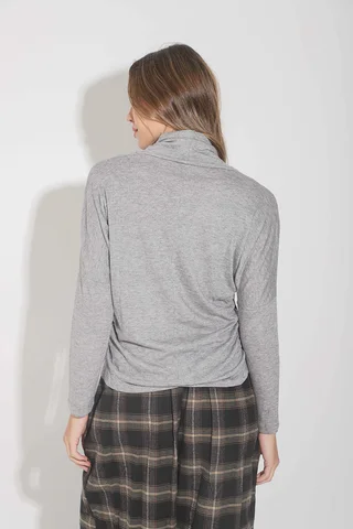 POLERA GLOBANT - Vista 4