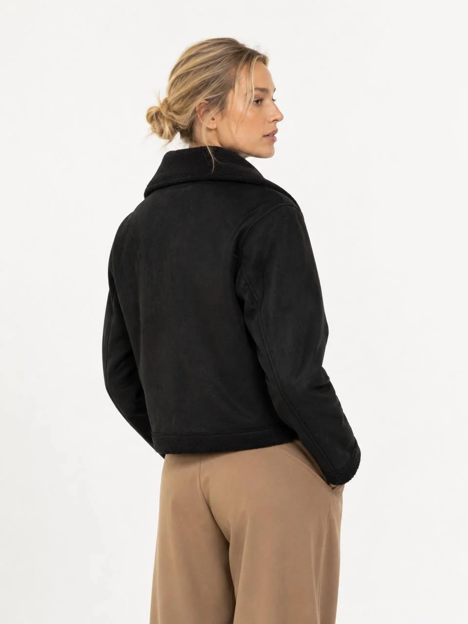 CAMPERA-TRELLES