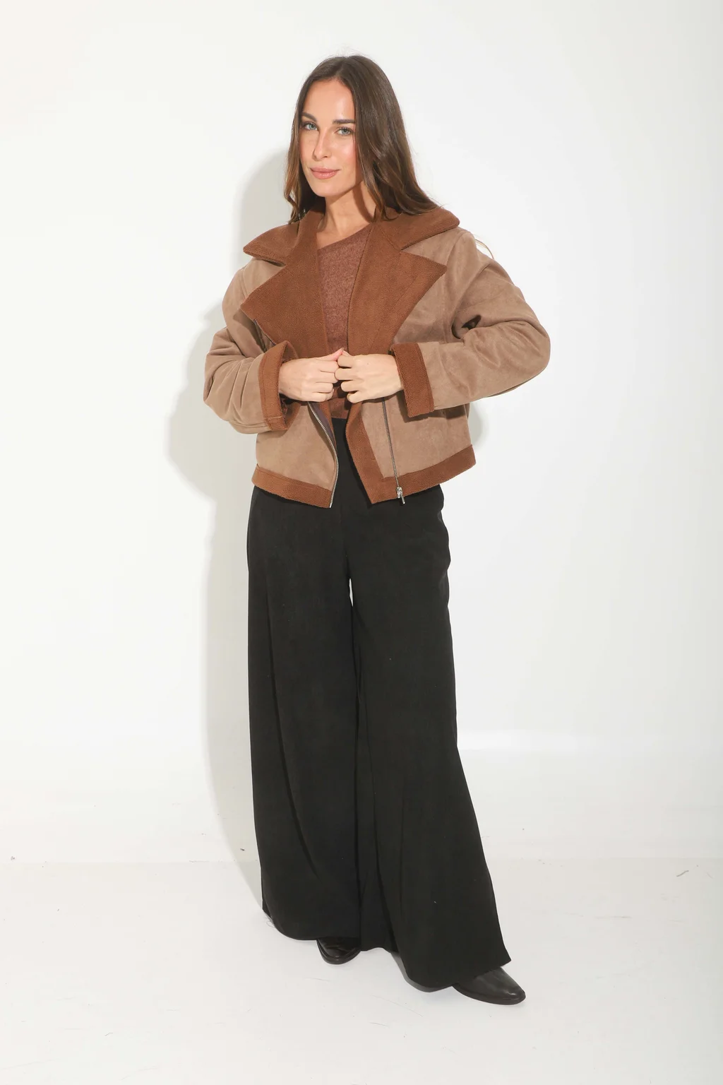 CAMPERA-TRELLES