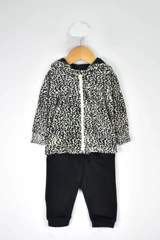 Conjunto - Plush - Vista 3