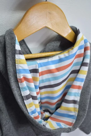 Campera - Interlock - Vista 3