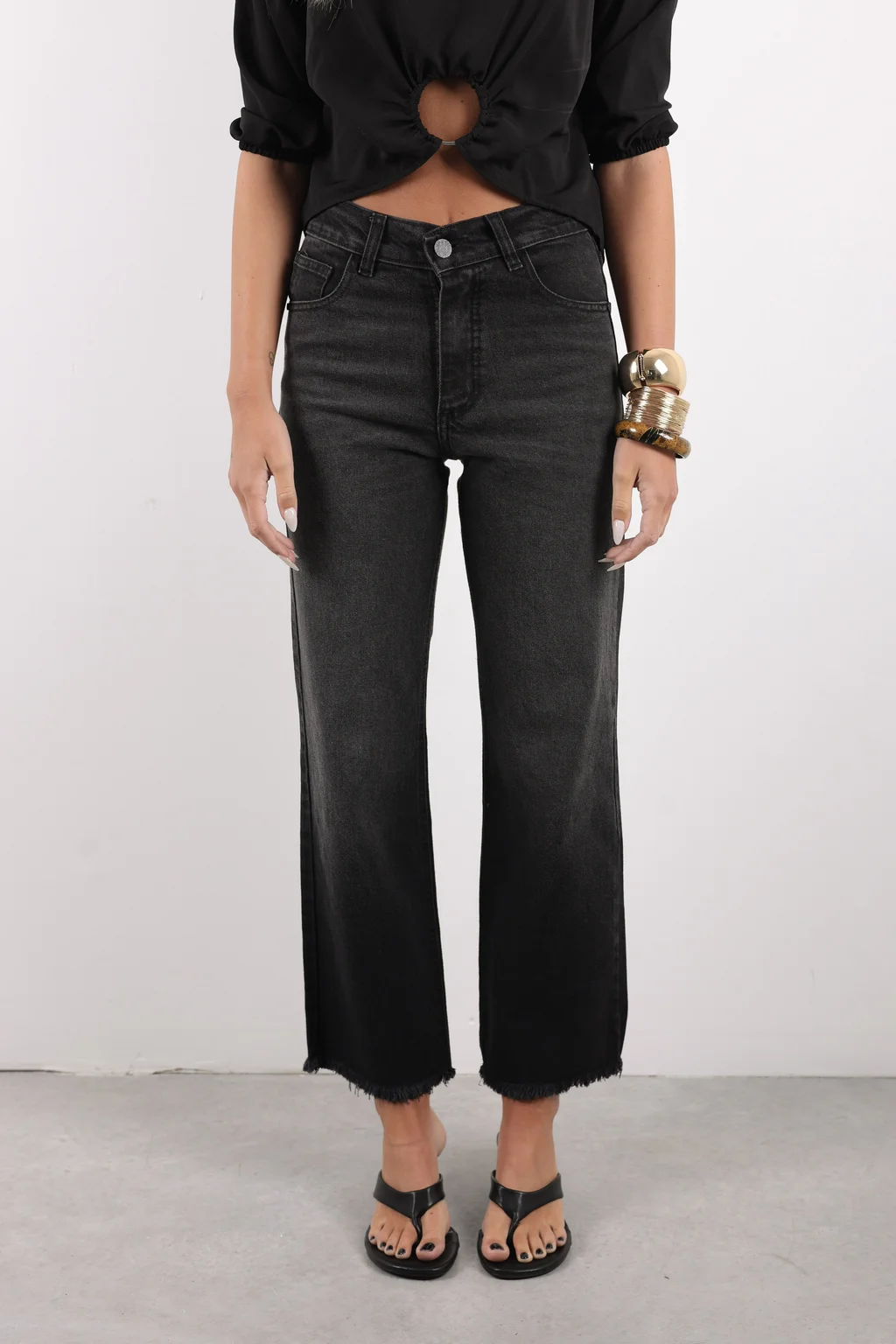 CROPPED APP BLACK - 1