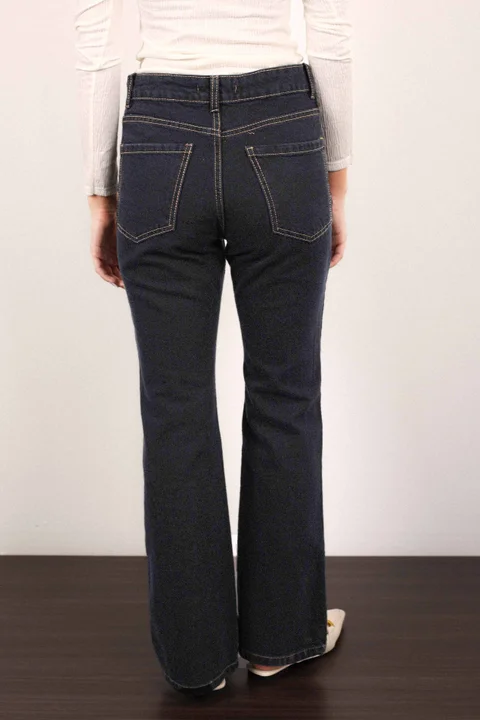 BOOTCUT QUARK