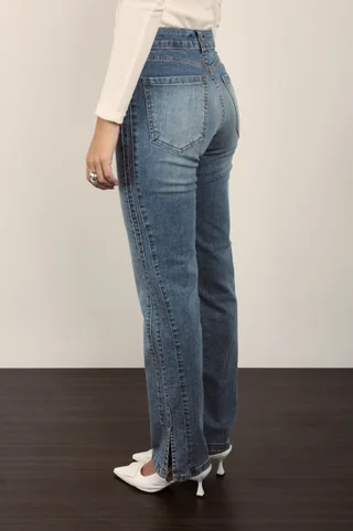 STRAIGHT CYBER - Vista 3