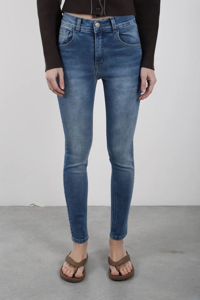 SKINNY GALATEA