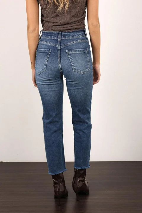 CROPPED APP BLUE