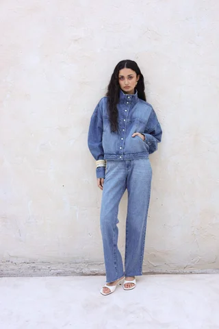 CROPPED IRIS - Vista 1