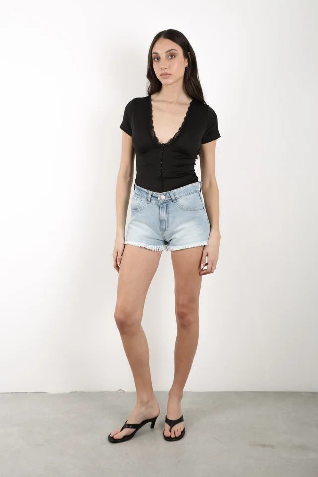 SHORT ARRECIFE