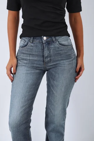 STRAIGHT FRAME - Vista 5