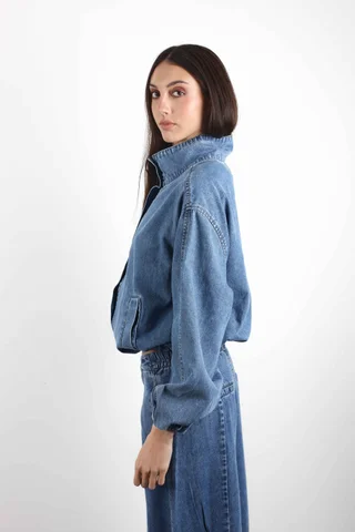 CAMPERA ISABEL LIGHT - Vista 4