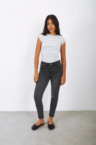 SKINNY BORDE - Vista 2