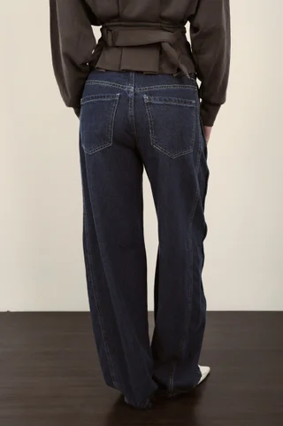 BARREL HERTZ - Vista 3