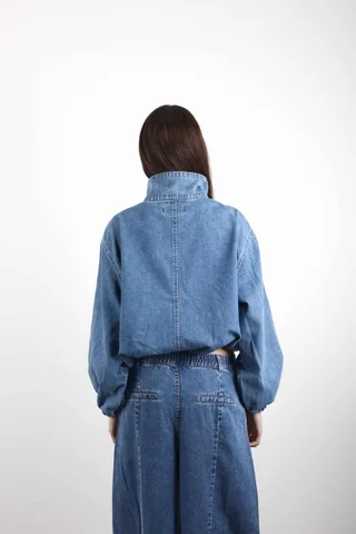 CAMPERA ISABEL LIGHT - Vista 3