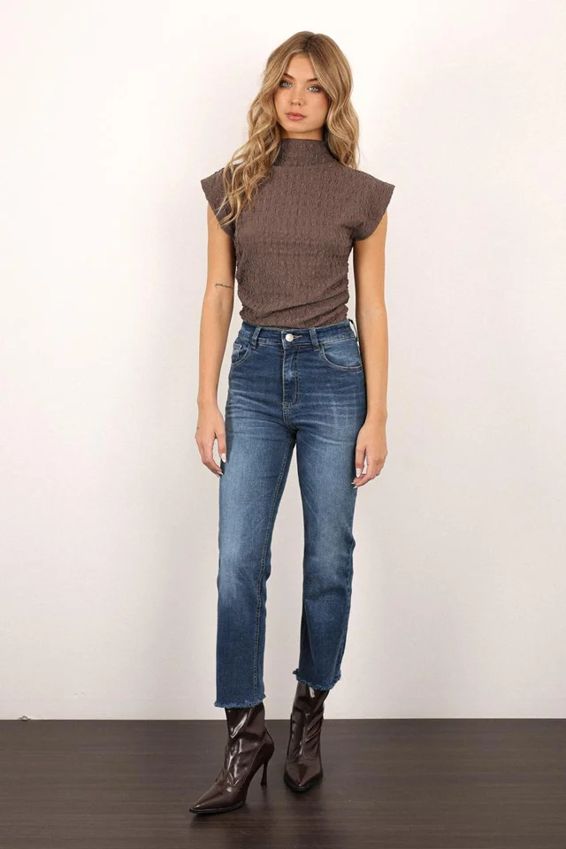 CROPPED APP BLUE