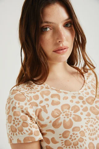 RN2630 - REMERA TREBOL - Vista 3