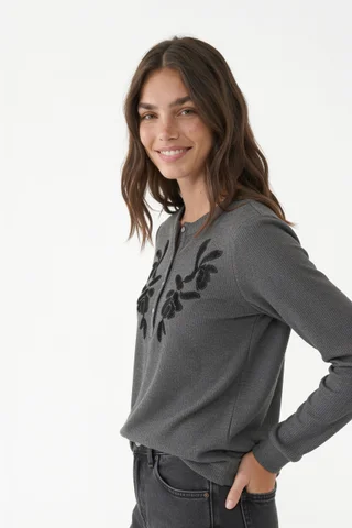 RN1653 - REMERA CARDON - Vista 1