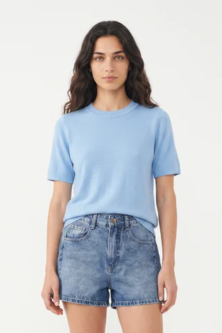 SN2636 - REMERA TEJIDA LIRIUM - Vista 4