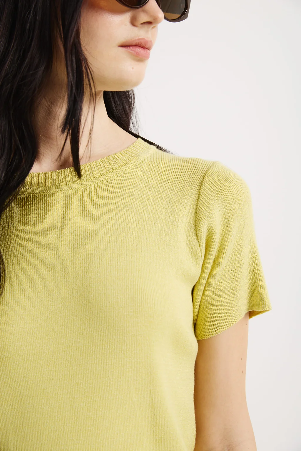 SN2636 - REMERA TEJIDA LIRIUM
