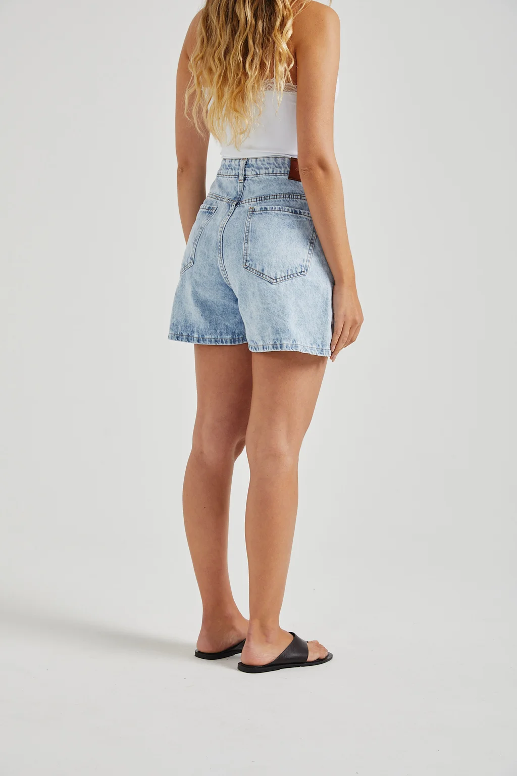 PN2625 - SHORT ALCEA - 1