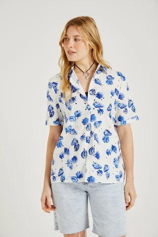 CC2643 - CAMISA FLORA - Vista 1