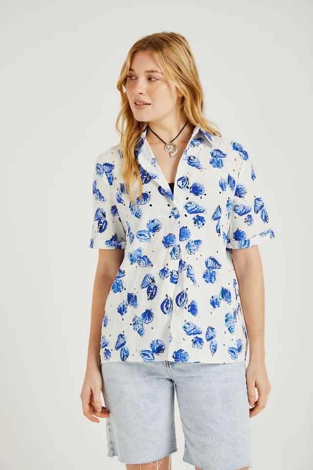 CC2643 - CAMISA FLORA