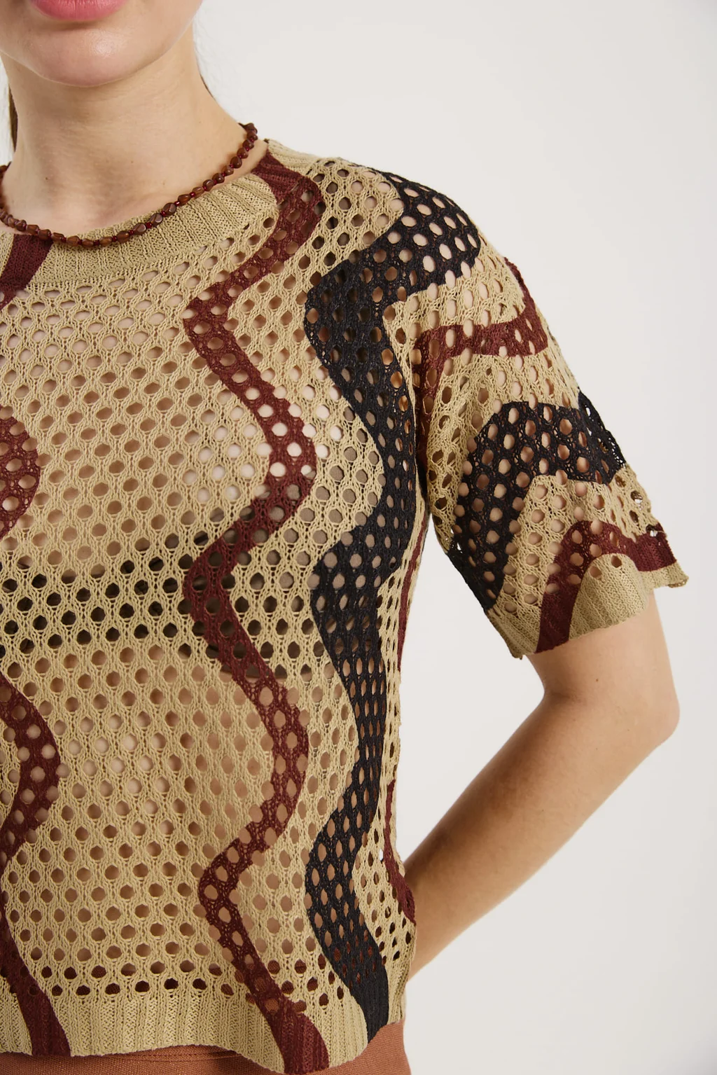 RC2604 - REMERA TEJIDA TAYLOR