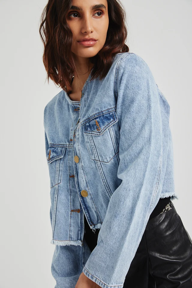 JN2612 - CAMPERA ALISO