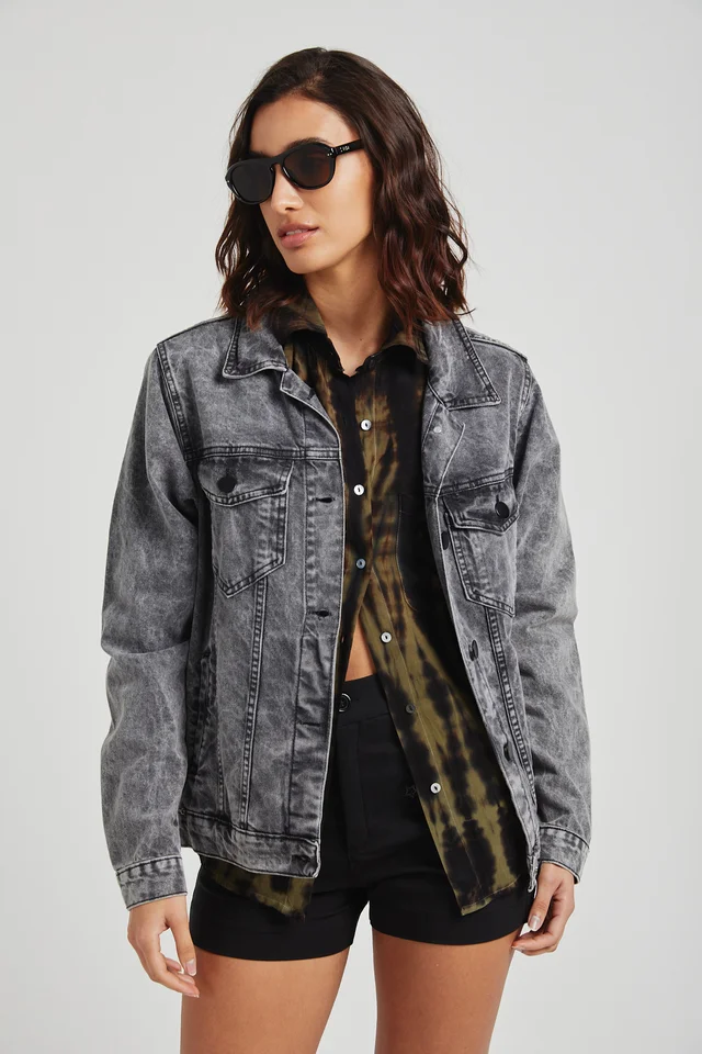 JN2506 - CHAQUETA PRUNA