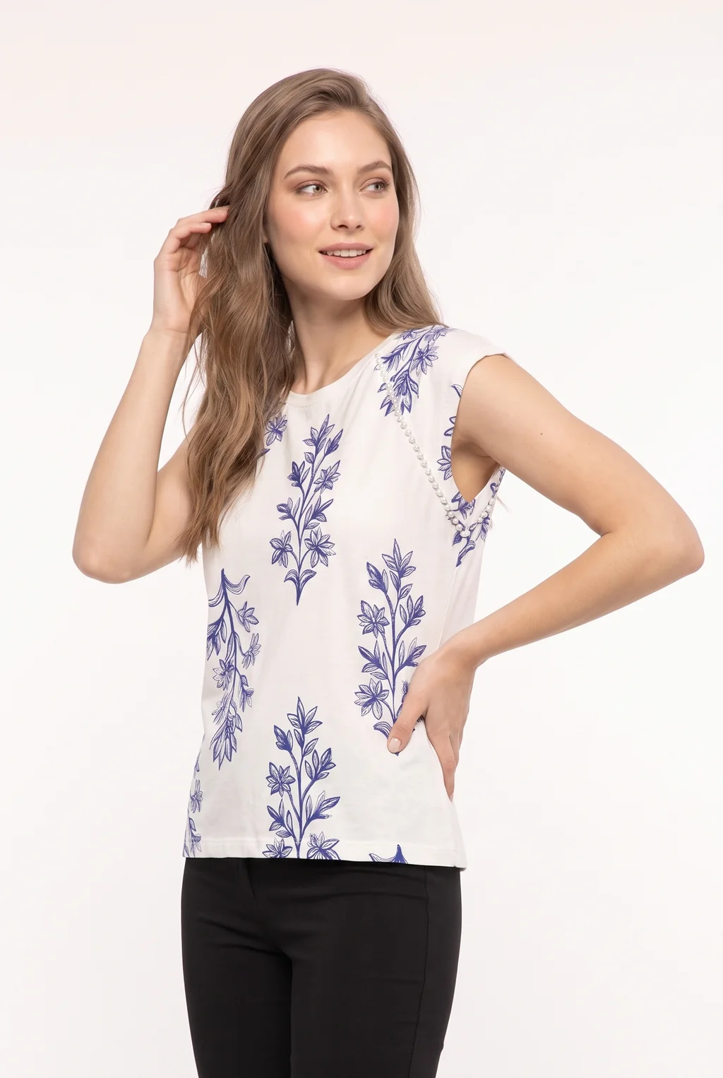 RN2717 - REMERA ELAFONISI