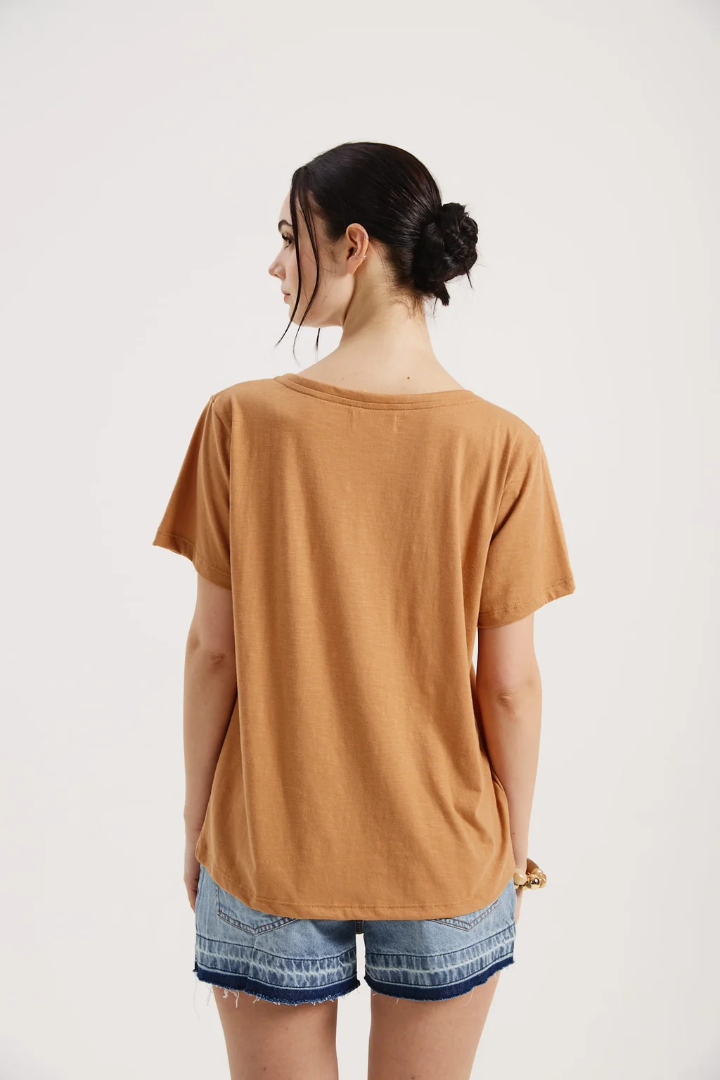 RN1644 - REMERA UBAYE