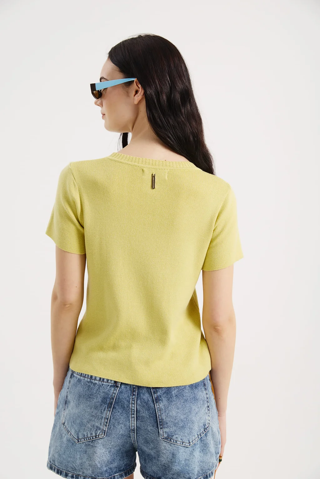 SN2636 - REMERA TEJIDA LIRIUM