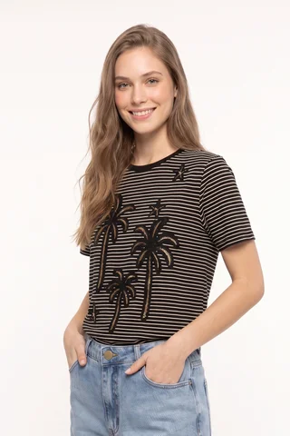 RC2702 - REMERA DANTON - Vista 2