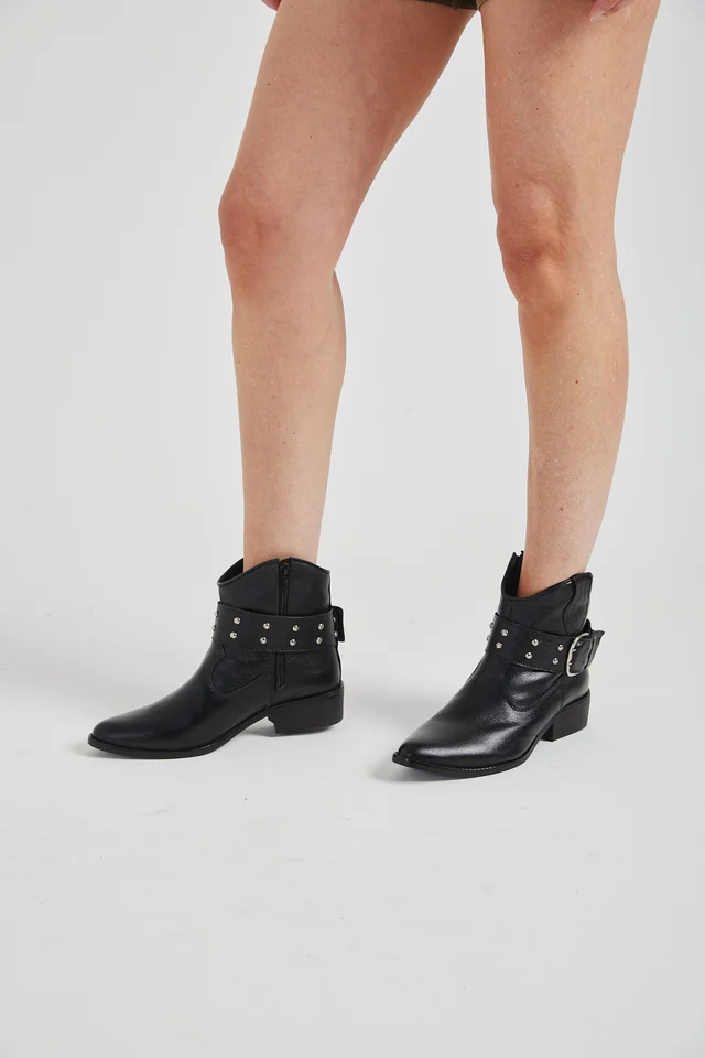 ZB1513 - BOTA NIVA