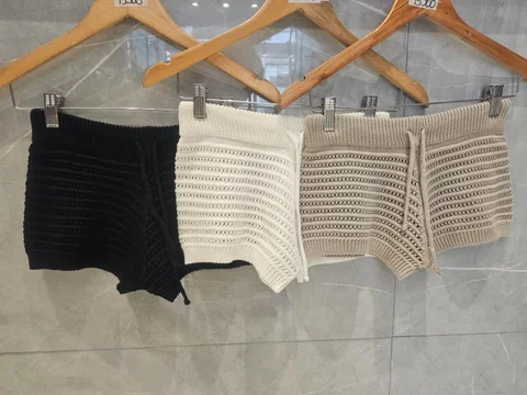 Short de Hilo Calado