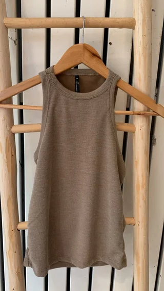 musculosa noah - Vista 6