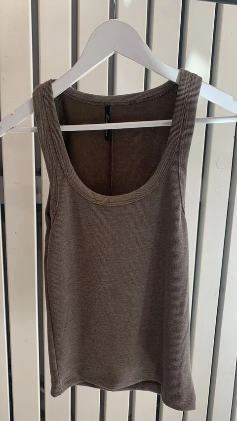 musculosa fiona
