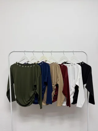 Remera Charini - Vista 5