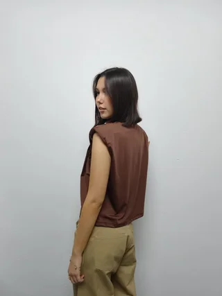 Remera Guinda - Vista 4