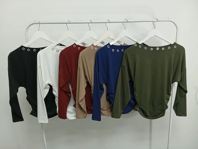 Remera Charini