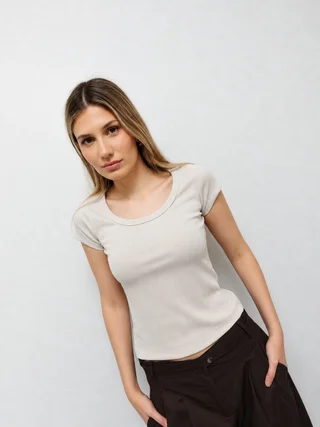Remera Polsenttia - Vista 1